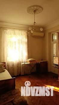 2-к квартира, посуточно, 70м2, 1/3 этаж