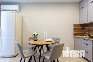 1-к квартира, посуточно, 55м2, 12/22 этаж