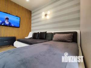 Студия квартира, посуточно, 37м2, 16/25 этаж