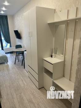 Студия квартира, посуточно, 17м2, 2/19 этаж