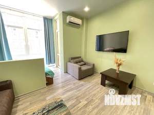 Студия квартира, посуточно, 33м2, 3/6 этаж