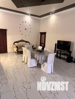 4-к квартира, посуточно, 220м2, 2/3 этаж