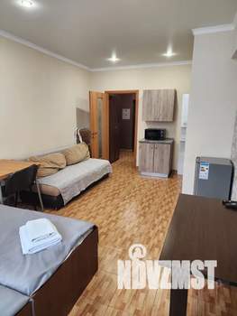 Студия квартира, посуточно, 33м2, 1/4 этаж