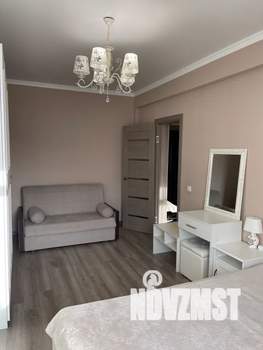 1-к квартира, посуточно, 34м2, 4/5 этаж