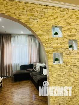 3-к квартира, посуточно, 80м2, 1/6 этаж