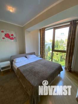 1-к квартира, посуточно, 38м2, 3/12 этаж