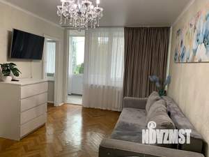 2-к квартира, посуточно, 50м2, 5/5 этаж