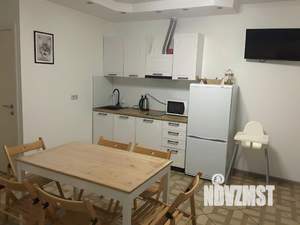 2-к квартира, посуточно, 55м2, 1/1 этаж