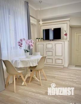 1-к квартира, посуточно, 60м2, 1/2 этаж