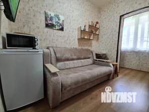 1-к квартира, посуточно, 12м2, 1/1 этаж