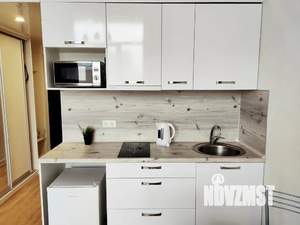 Студия квартира, посуточно, 27м2, 1/6 этаж