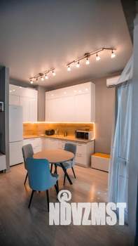 1-к квартира, посуточно, 38м2, 8/13 этаж