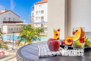 2-к квартира, посуточно, 50м2, 1/1 этаж