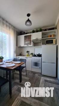 1-к квартира, посуточно, 34м2, 5/5 этаж
