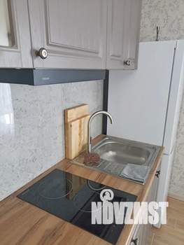 Студия квартира, посуточно, 24м2, 1/3 этаж