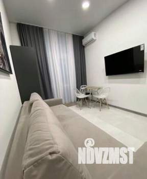 1-к квартира, посуточно, 28м2, 1/1 этаж