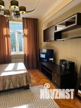 3-к квартира, посуточно, 65м2, 1/1 этаж