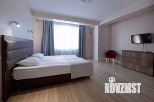 1-к квартира, посуточно, 100м2, 1/1 этаж