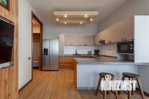 2-к квартира, посуточно, 90м2, 1/1 этаж