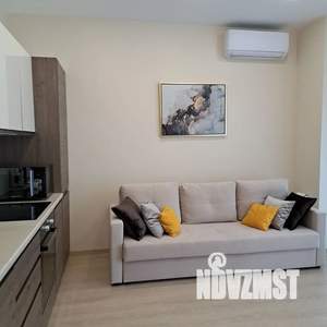 1-к квартира, посуточно, 35м2, 4/6 этаж
