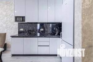 1-к квартира, посуточно, 41м2, 16/16 этаж