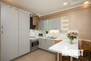 1-к квартира, посуточно, 60м2, 1/1 этаж