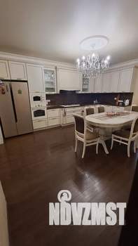 4-к квартира, посуточно, 120м2, 1/2 этаж