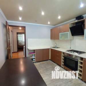 3-к квартира, посуточно, 61м2, 1/5 этаж