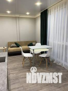 1-к квартира, посуточно, 50м2, 1/1 этаж