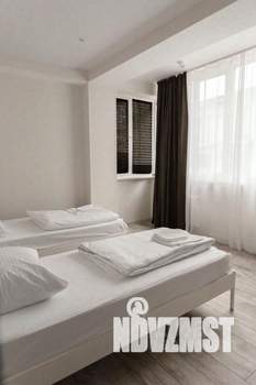 2-к квартира, посуточно, 50м2, 1/1 этаж