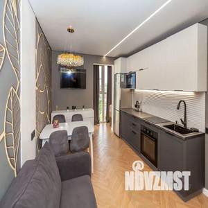 1-к квартира, посуточно, 40м2, 2/13 этаж