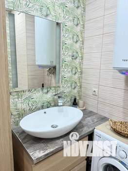 2-к квартира, посуточно, 37м2, 4/10 этаж