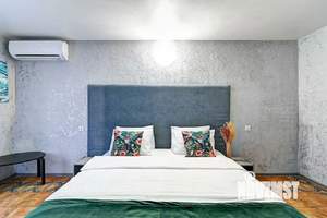 2-к квартира, посуточно, 70м2, 1/1 этаж