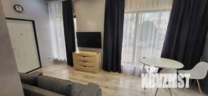 Студия квартира, посуточно, 40м2, 2/3 этаж