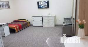 Студия квартира, посуточно, 35м2, 1/8 этаж