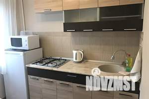 1-к квартира, посуточно, 36м2, 3/5 этаж