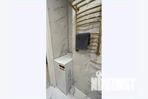 1-к квартира, посуточно, 38м2, 4/10 этаж