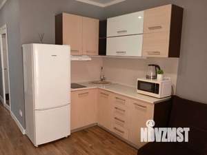 1-к квартира, посуточно, 33м2, 1/1 этаж