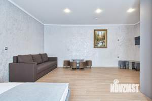 1-к квартира, посуточно, 52м2, 1/1 этаж