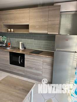 Студия квартира, посуточно, 32м2, 2/3 этаж