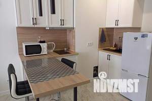 1-к квартира, посуточно, 33м2, 8/17 этаж