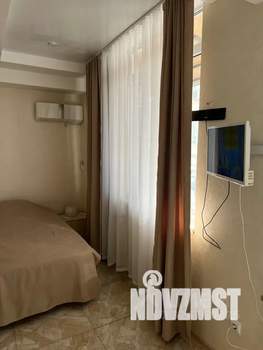 Студия квартира, посуточно, 40м2, 2/5 этаж