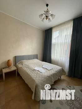 Студия квартира, посуточно, 45м2, 2/5 этаж
