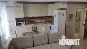 Студия квартира, посуточно, 38м2, 10/12 этаж