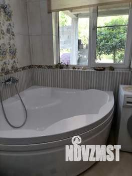 1-к квартира, посуточно, 80м2, 1/3 этаж