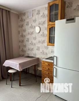 1-к квартира, посуточно, 40м2, 8/10 этаж