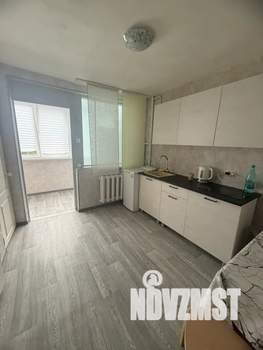 1-к квартира, посуточно, 35м2, 2/4 этаж