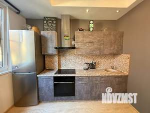 Студия квартира, посуточно, 40м2, 2/5 этаж