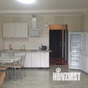 Студия квартира, посуточно, 32м2, 3/9 этаж