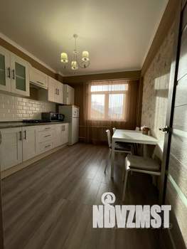 1-к квартира, посуточно, 34м2, 4/5 этаж